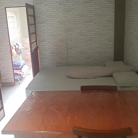 Casa No Centro De Foz! Ar-Condicionado, Smart Tv, Wi-Fi, Cozinha, Ventilador E 4 Camas Apartment Foz do Iguacu Exterior photo