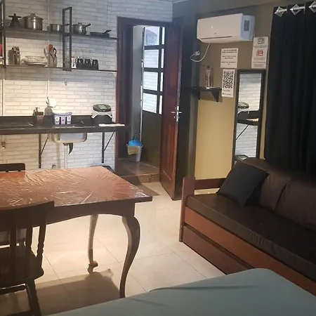 Casa No Centro De Foz! Ar-Condicionado, Smart Tv, Wi-Fi, Cozinha, Ventilador E 4 Camas Apartamento Foz do Iguaçu Exterior foto