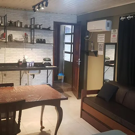 Casa No Centro De Foz! Ar-Condicionado, Smart Tv, Wi-Fi, Cozinha, Ventilador E 4 Camas Apartment Foz do Iguacu Exterior photo
