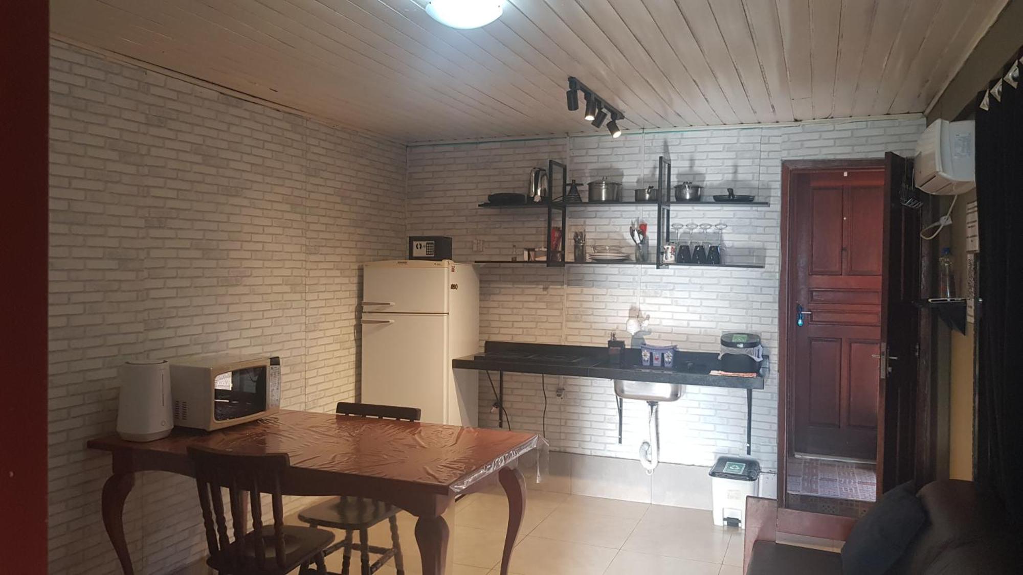 Casa No Centro De Foz! Ar-condicionado, Smart Tv, Wi-fi, Cozinha, Ventilador E 4 Camas Foz do Iguacu