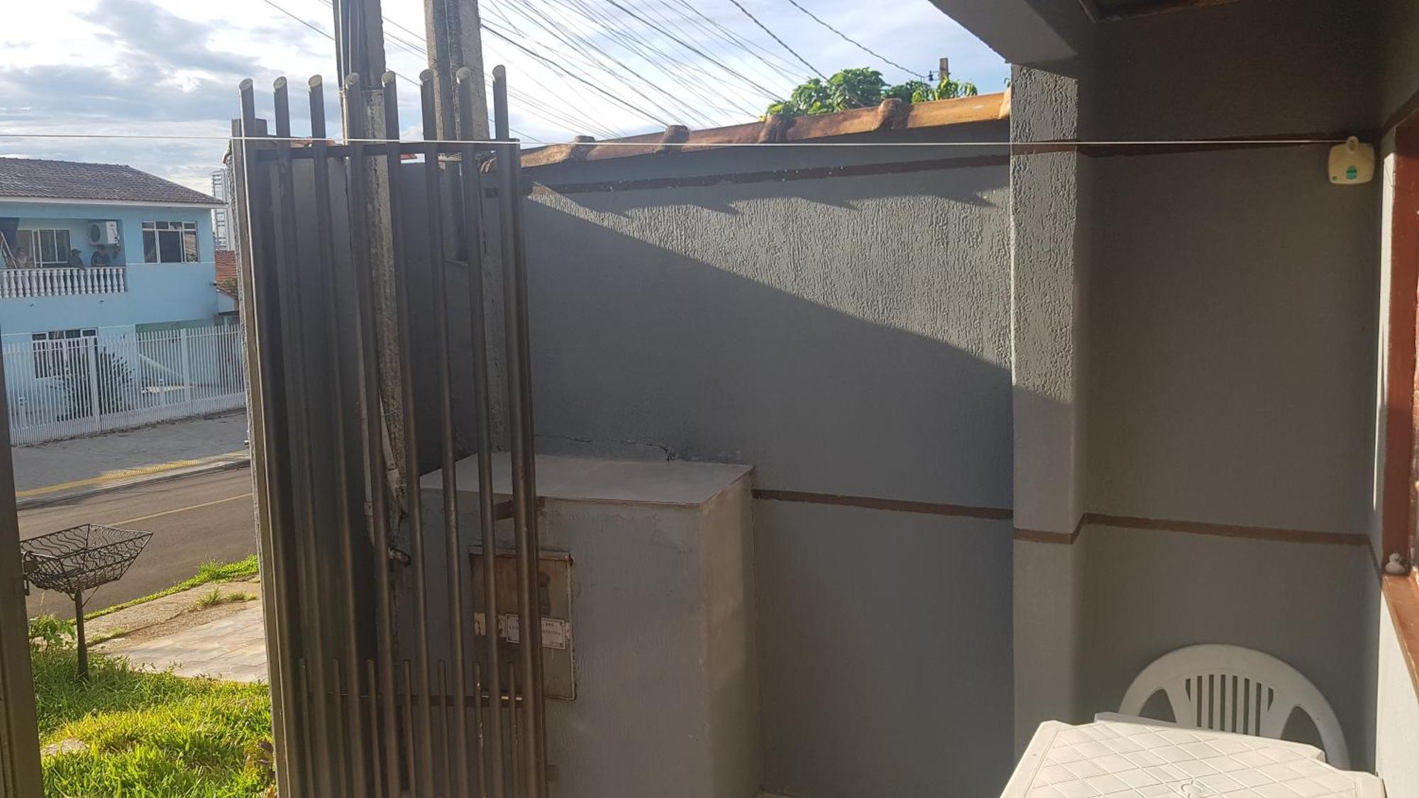 Apartment Casa No Centro De Foz! Ar-condicionado, Smart Tv, Wi-fi, Cozinha, Ventilador E 4 Camas