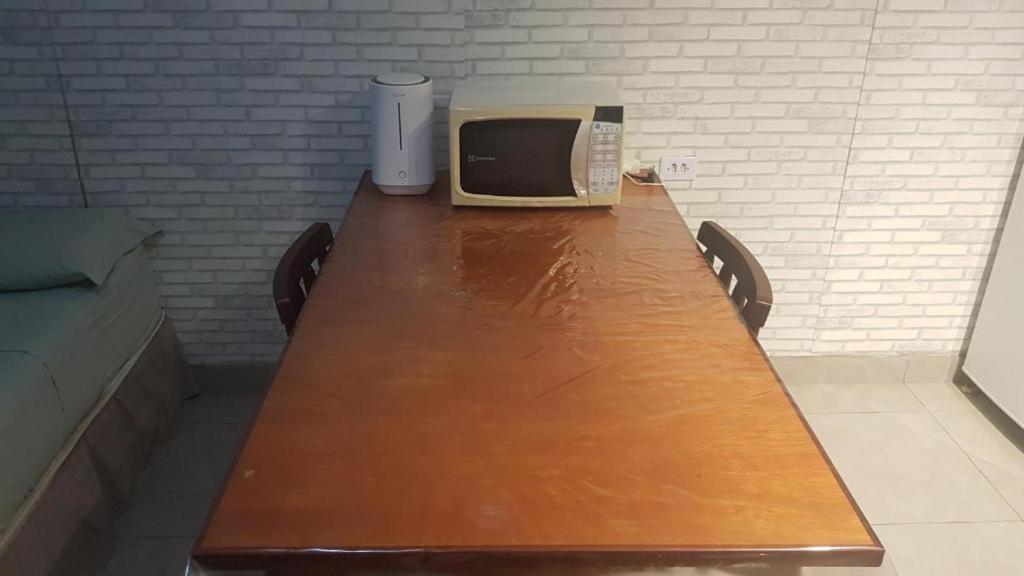 Casa No Centro De Foz! Ar-condicionado, Smart Tv, Wi-fi, Cozinha, Ventilador E 4 Camas * Foz do Iguacu
